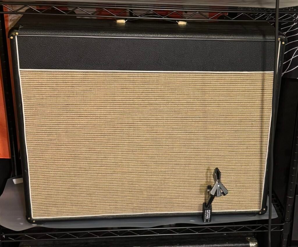 2x12 Combo amp cabinet